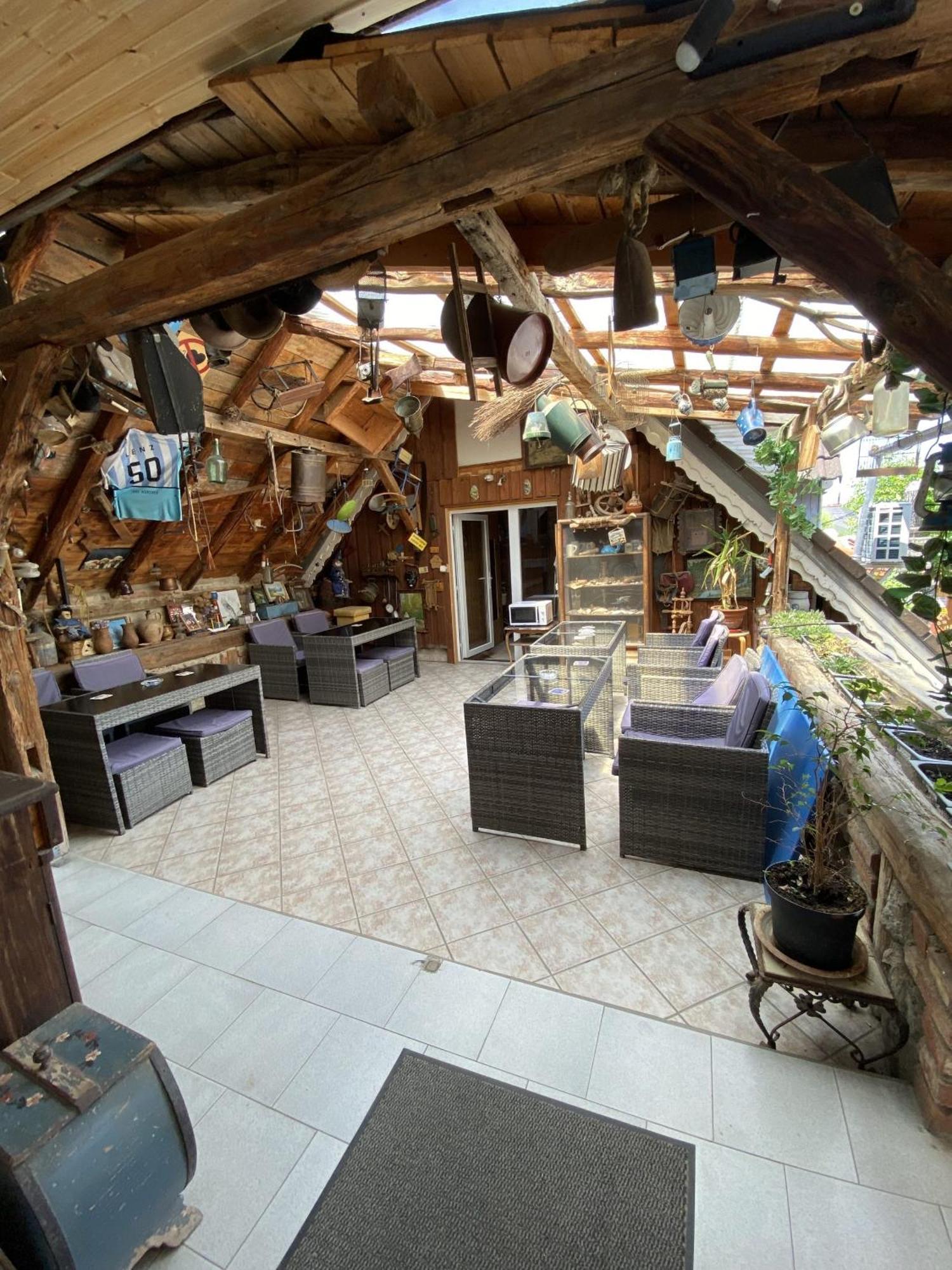 Lenzl'S Panzio Bed and Breakfast Szigetvár Exteriör bild